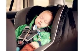 خطير جداً.. لهذا السبب إياكم وأن تتركوا أطفالكم ينامون في السيارة!